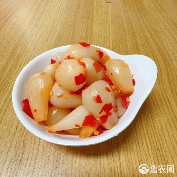 湖南剁椒藠頭 酸辣脆爽的家鄉味，餐前小吃的絕佳選擇